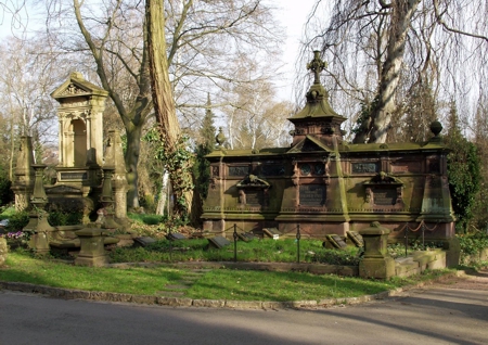 Grabdenkm&auml;ler des 19.Jh. auf dem Saarbr&uuml;cker Friedhof Am Bruchh&uuml;bel